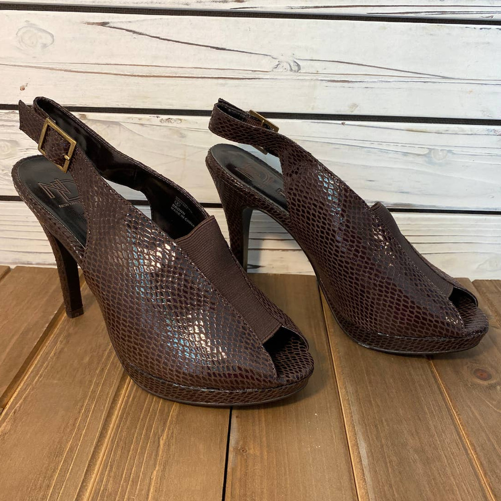 NIB New Directions Peep Toe Sling Back Pumps 8